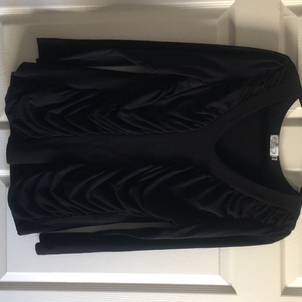 Black Runched Front Shirt 2X